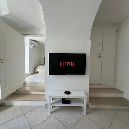 Palm House Apartment Bari