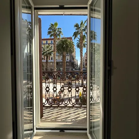 Апартаменти Palm House Барі